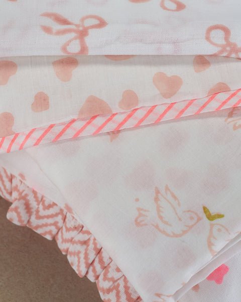 Stylish Nursery Essentials Gift Set