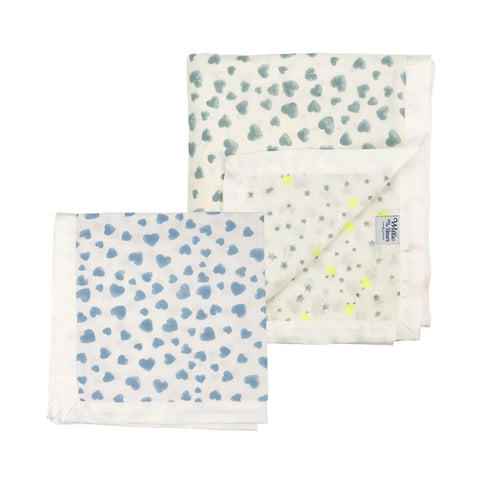 A muslin cot blanket and muslin square in blue on a white background