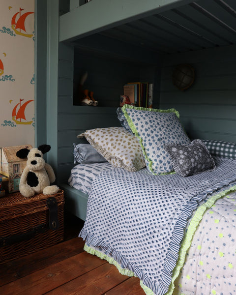 Muslin Ruffle Standard Pillowcase